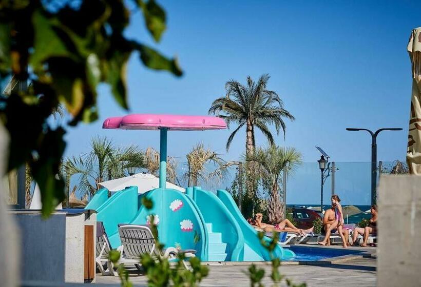 آپارتمان 1 خوابه با چشم‌انداز دریا, Apartamente Indigo By Alz