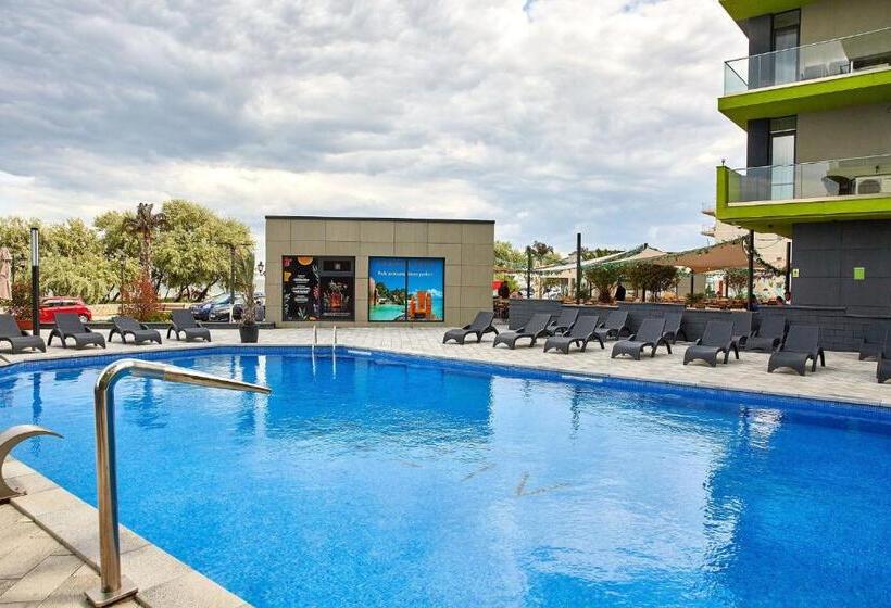 آپارتمان 1 خوابه با چشم‌انداز دریا, Apartamente Indigo By Alz