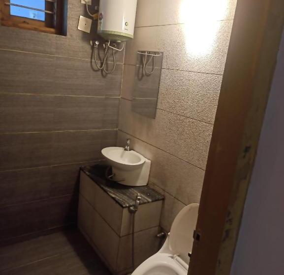 家庭间, B Camp Resorts & Homestays