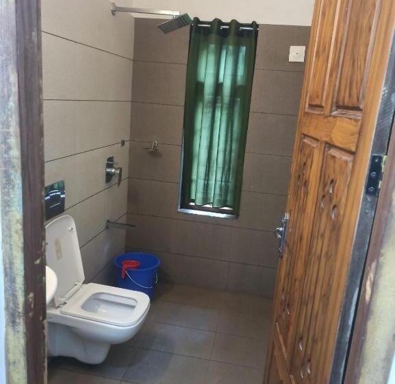 家庭间, B Camp Resorts & Homestays