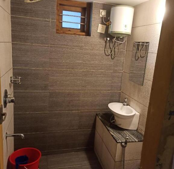 家庭间, B Camp Resorts & Homestays