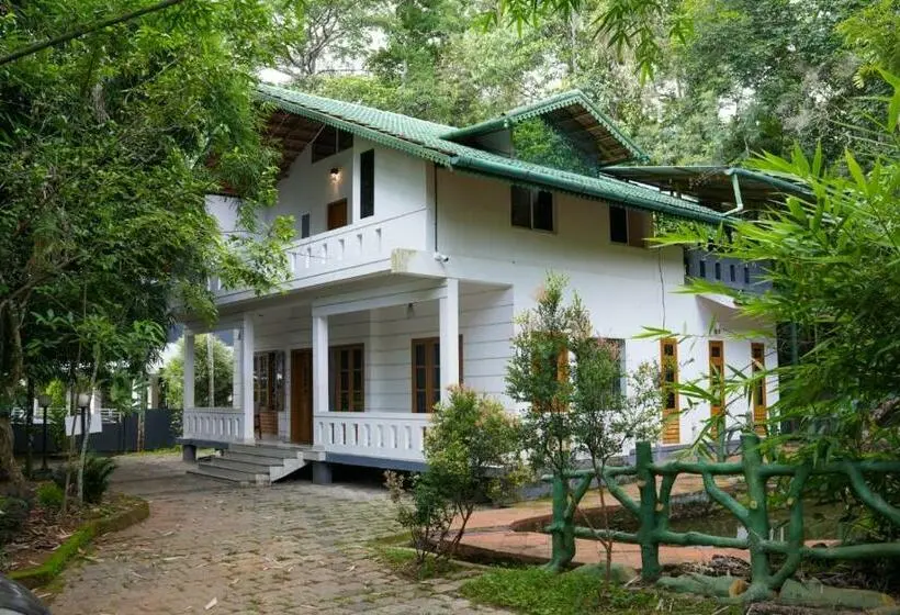Perhehuone, B Camp Resorts & Homestays