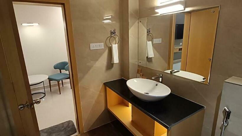 豪华房间, Clubway Grand A Boutique