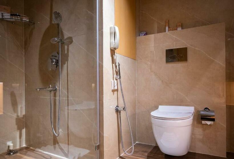 标准间, Clubway Grand A Boutique