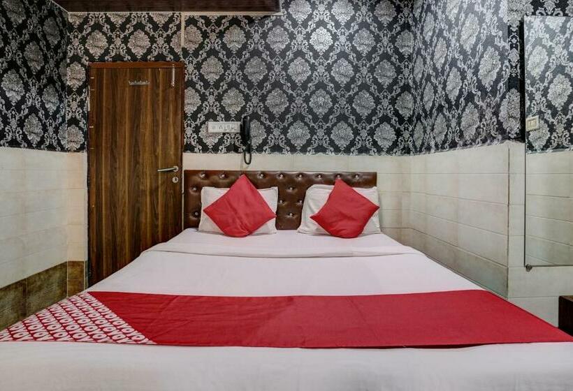 三人经典房间, Sapna Residency