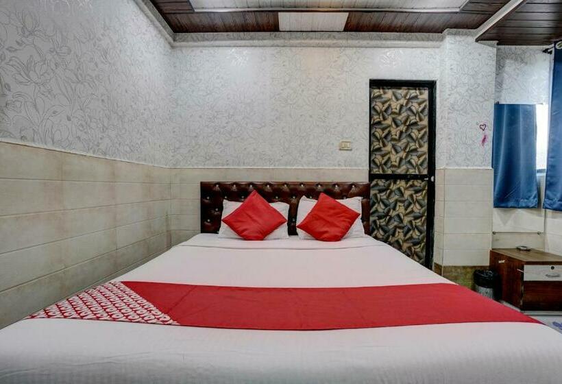 Трехместный Номер Классика, Sapna Residency