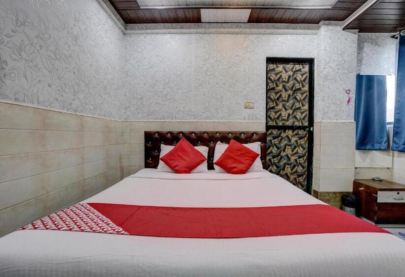 Трехместный Номер Классика, Sapna Residency