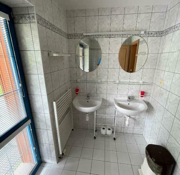 家庭工作室, Penzion Pod Smrkem