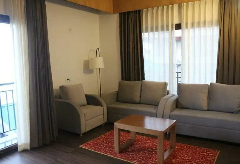 スイート, Days Inn By Wyndham Gangtok Tadong