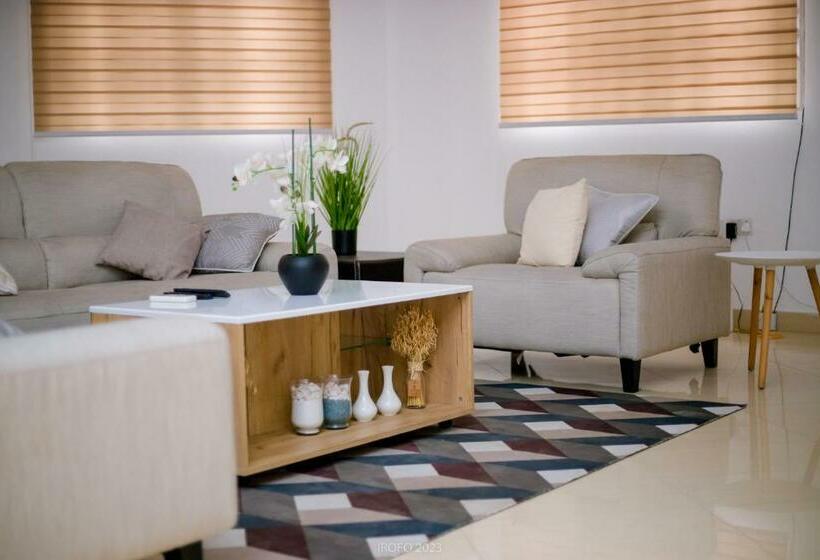 آپارتمان 3 خوابه, Irofo City Apartments