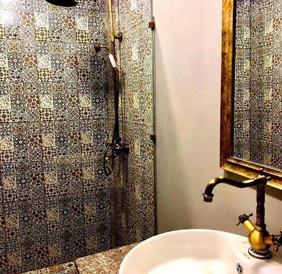 جناح مزوَّد بشرفة, Sahil Inn Baku Hotel Formula 1 View