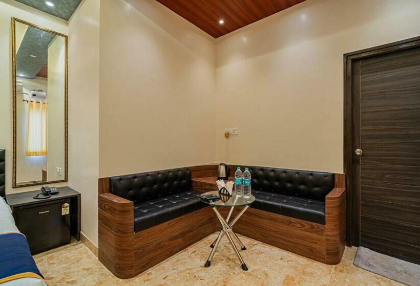 Стандартный Номер Кровать Кинг, The Venue By Seasons Suites @ Yelahanka