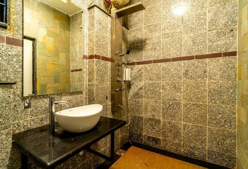 חדר סטנדרט עם מיטת קינג, The Venue By Seasons Suites @ Yelahanka