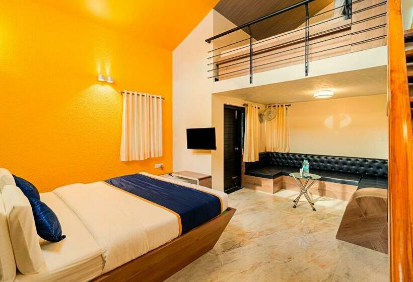 Вилла с 1 спальней и бассейном, The Venue By Seasons Suites @ Yelahanka