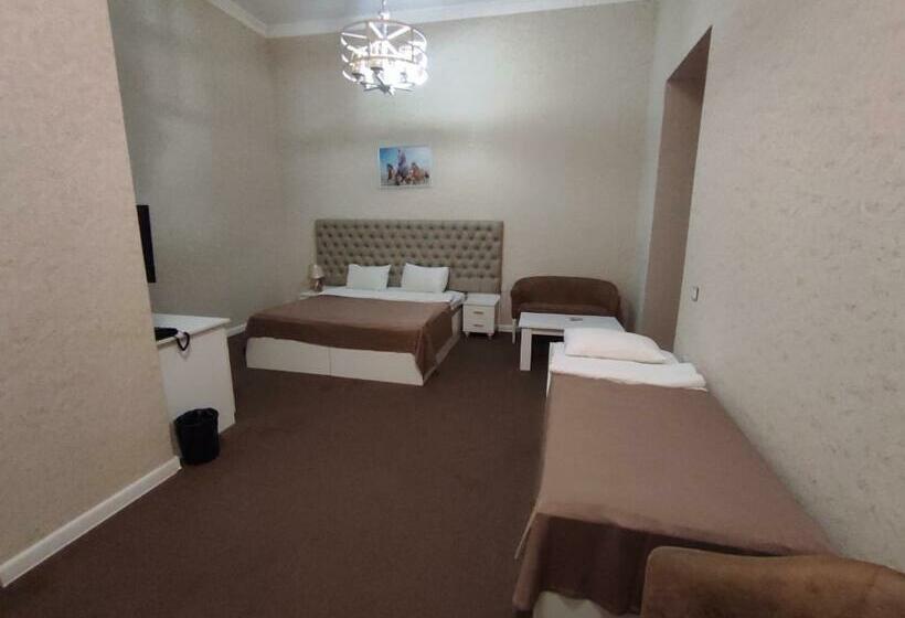 חדר משפחתי דלוקס, Sahil Boutique