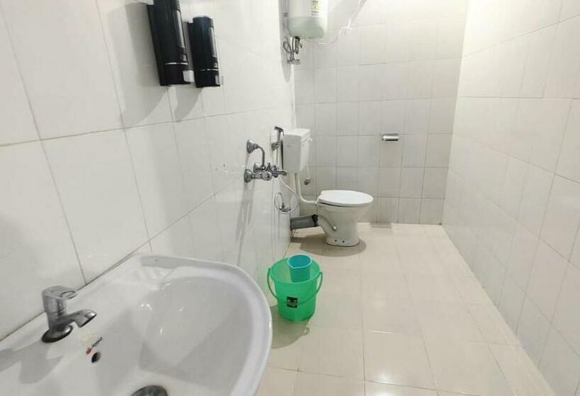 标准间, Eight Lucky Homestay