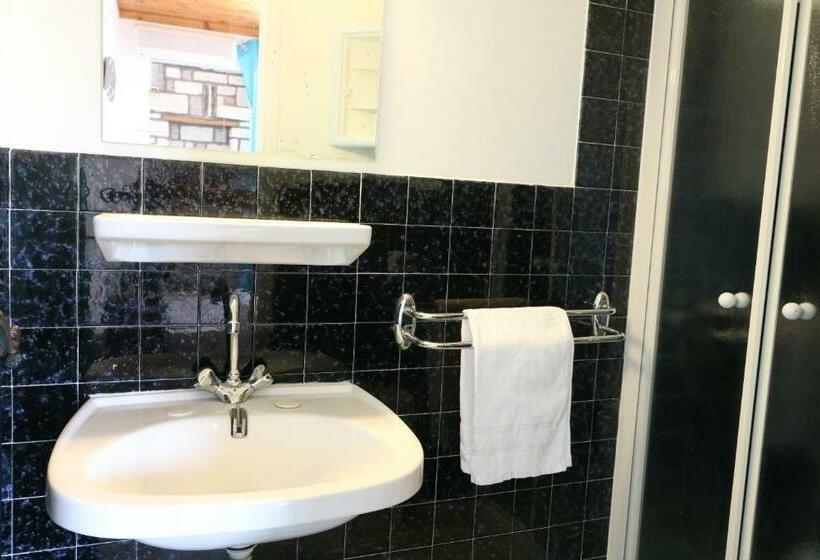 スタンダードルーム, Hôtel De L Aven