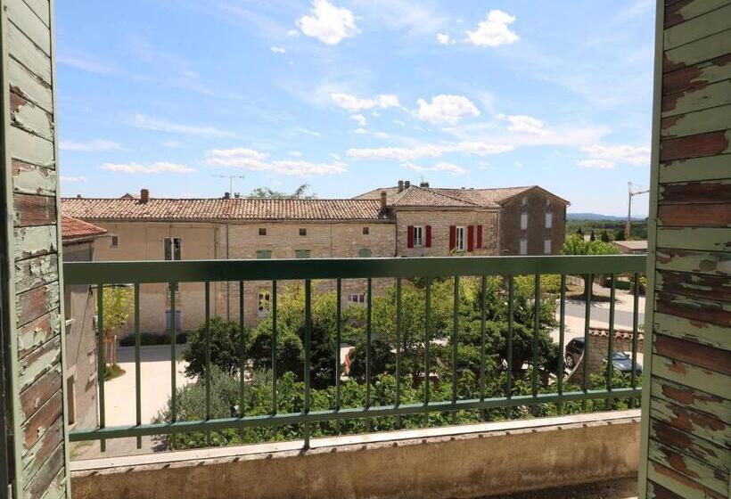 スタンダードルーム, Hôtel De L Aven