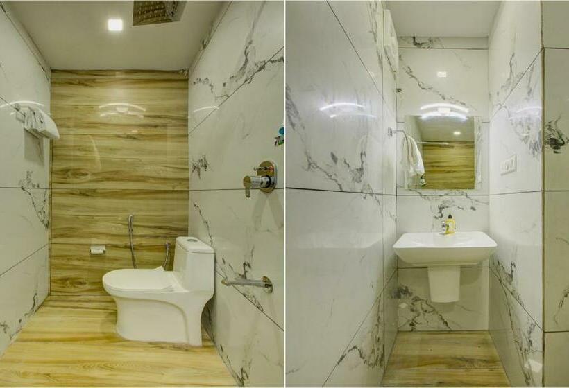 Quarto Deluxe, Nawal Mahal