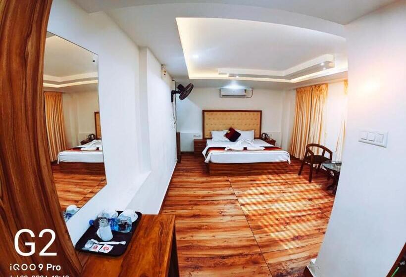 Deluxe Suite King Bed, Nawal Mahal