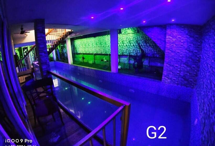 Deluxe Suite King Bed, Nawal Mahal