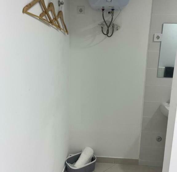 اتاق استاندارد, City Center Luxurious Suites & Rooms