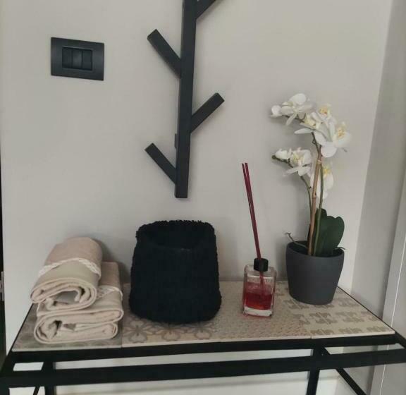 חדר סטנדרט, Live Attic Room