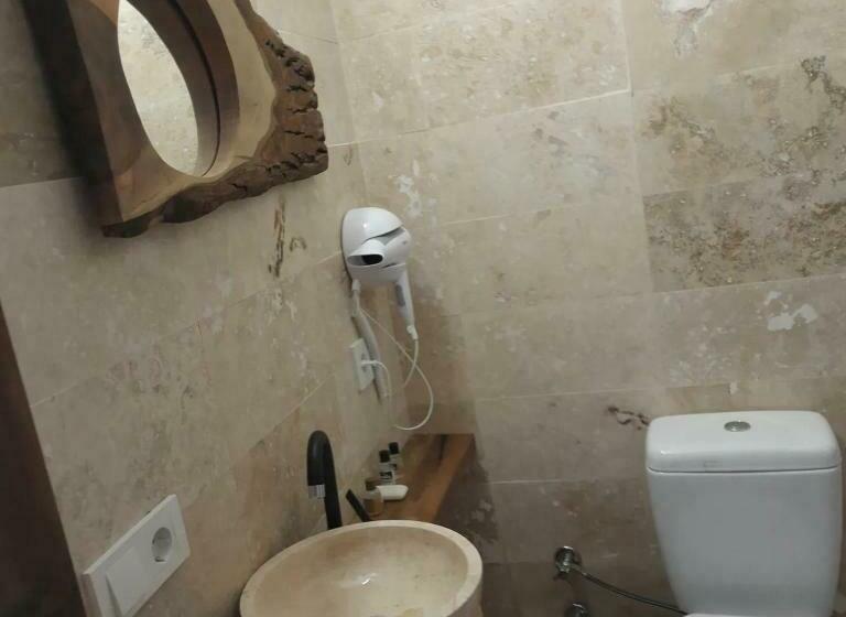 חדר סטנדרט עם מרפסת, Asma Altı Cave