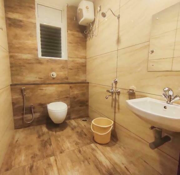 غرفة قياسية, Nt Grand Yercaud