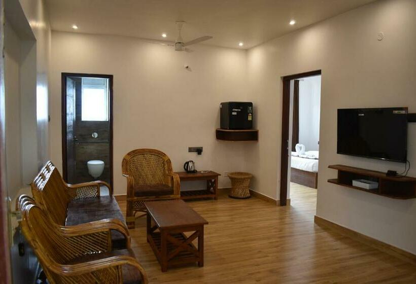 غرفة قياسية, Nt Grand Yercaud