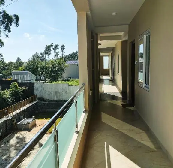 Villa 2 Makuuhuonetta, Nt Grand Yercaud