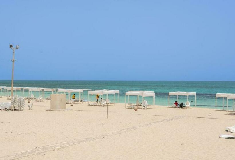 Deluxerum Poolutsikt, Olives At Santa Monica