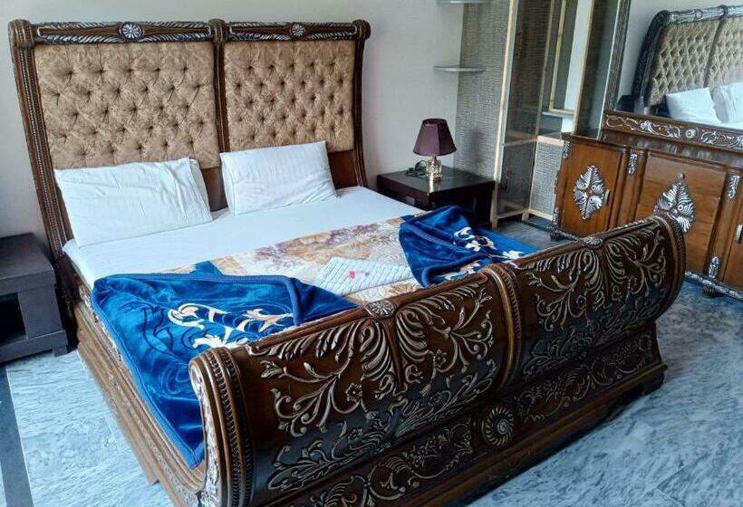 اتاق استاندارد با بالکن, Red Roof & Restaurant