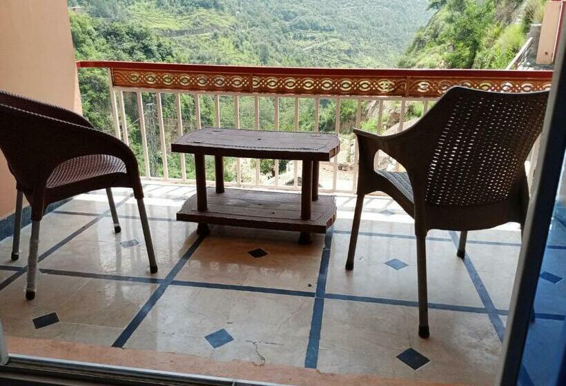 اتاق استاندارد با بالکن, Red Roof & Restaurant