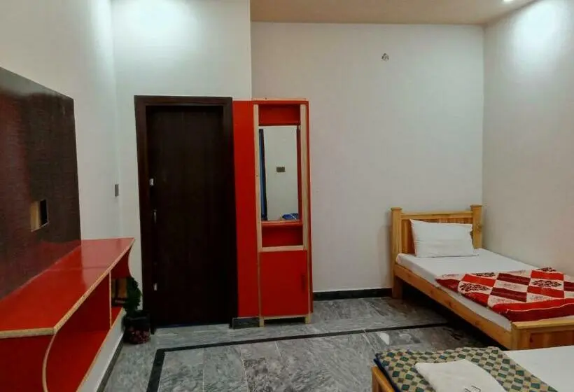 Economy Triple Room, Red Roof & Restaurant