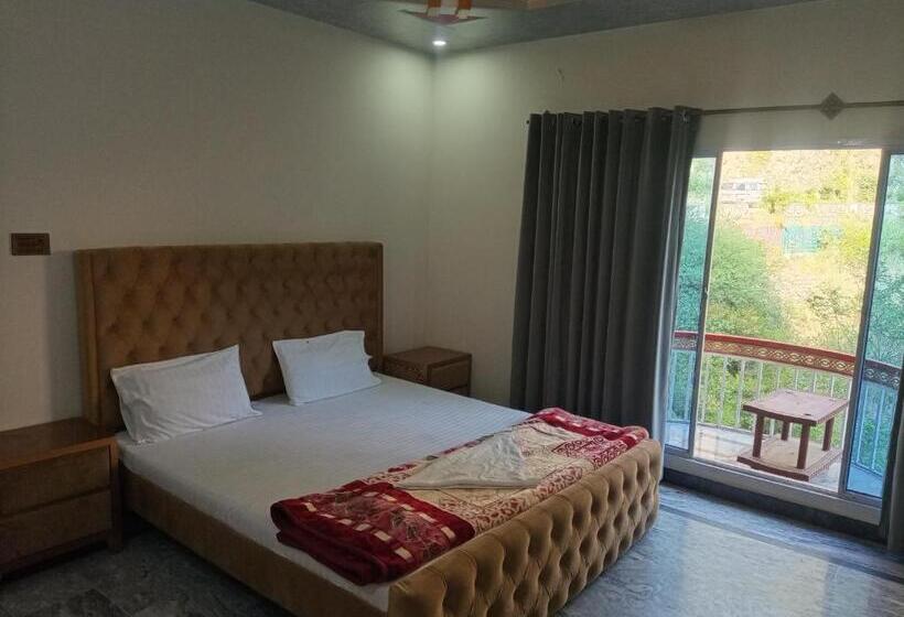 اتاق استاندارد با بالکن, Red Roof & Restaurant