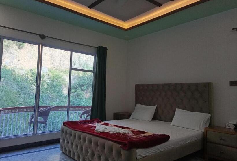 اتاق استاندارد با بالکن, Red Roof & Restaurant