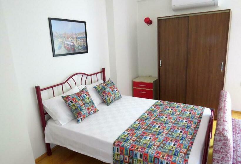 إستديو قياسى مزود بشرفة, Istanberry   Vanilla Apartments