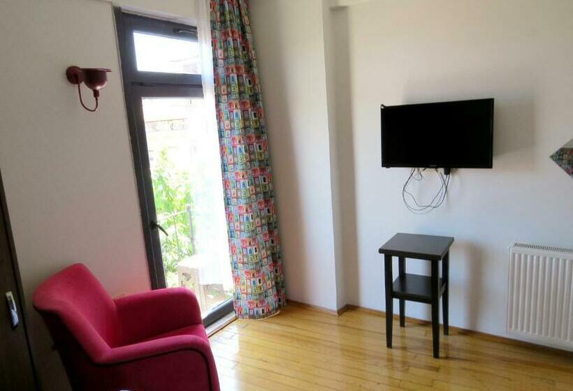 إستديو قياسى مزود بشرفة, Istanberry   Vanilla Apartments