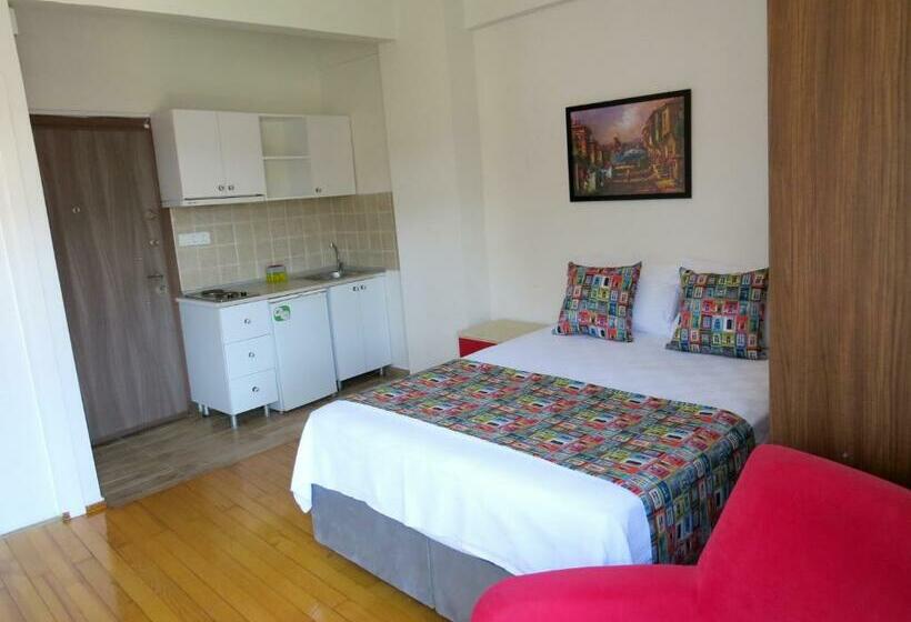 إستديو قياسى مزود بشرفة, Istanberry   Vanilla Apartments