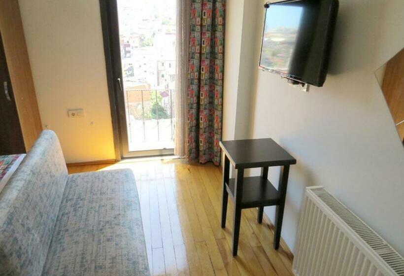 إستديو قياسى مزود بشرفة, Istanberry   Vanilla Apartments