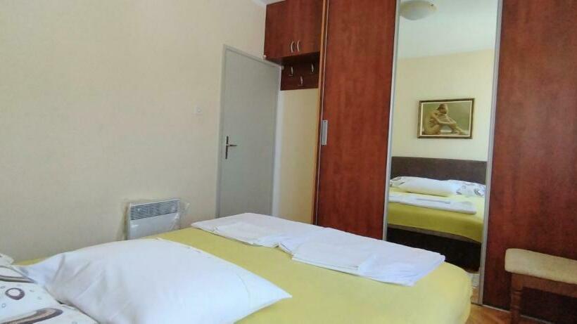 Апартаменты 2 Спальни, Guesthouse Gavrilović 28 A