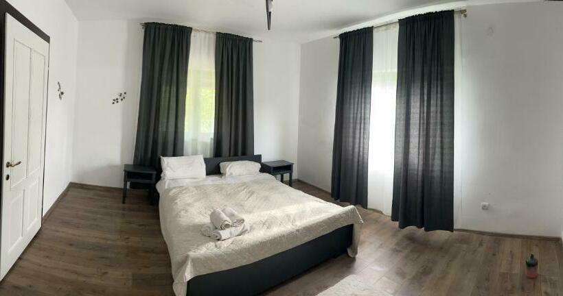 סטודיו משפחתי, Vila Boema