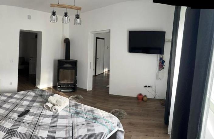 סטודיו משפחתי, Vila Boema