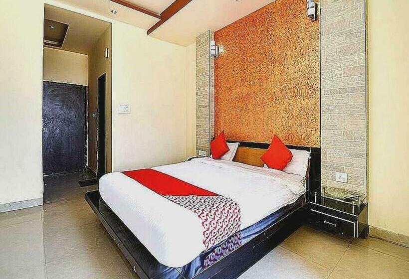 Трехместный Номер Классика, Collection O 7r Resort