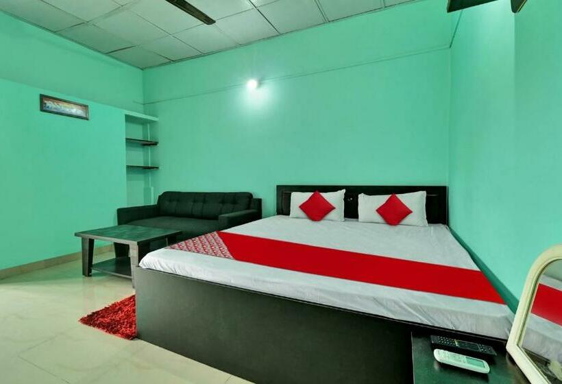 Трехместный Номер Классика, Oyo Flagship 81524 Gp Lodge