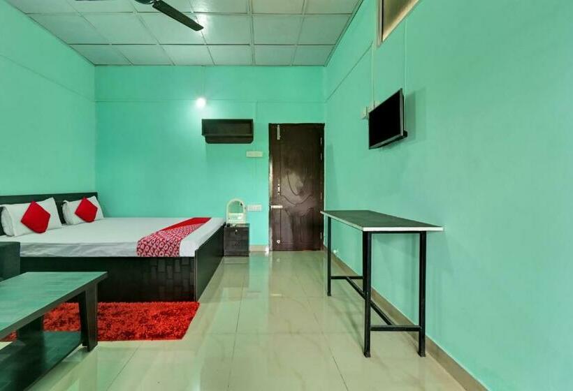 Трехместный Номер Классика, Oyo Flagship 81524 Gp Lodge