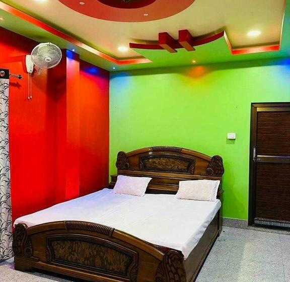 Трехместный Номер Классика, Oyo Flagship 81524 Gp Lodge