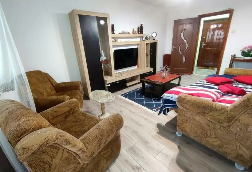 اتاق استاندارد با بالکن, Lake And Park View Residence