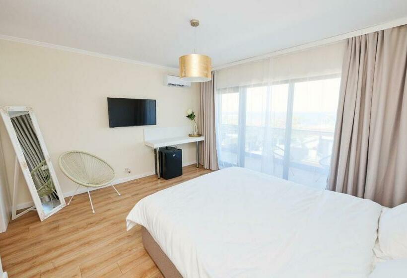 غرفة سوبيريور, Vela Olimp